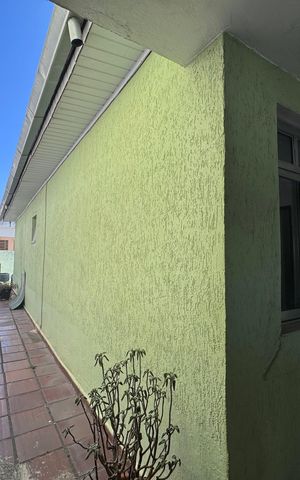 Casa à venda com 288m², 3 quartos e 2 vagas Casa à venda com 288m², 3 quartos e 2 vagasCorredor