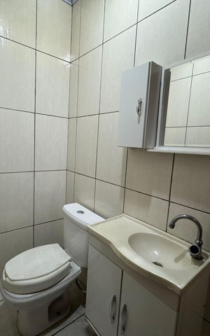 Casa à venda com 288m², 3 quartos e 2 vagas Casa à venda com 288m², 3 quartos e 2 vagasBanheiro da Suíte