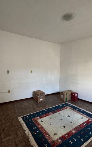 Casa à venda com 288m², 3 quartos e 2 vagas Casa à venda com 288m², 3 quartos e 2 vagasEdícula - Quarto