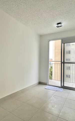 Apartamento à venda com 32m², 1 quarto e sem vaga Apartamento à venda com 32m², 1 quarto e sem vagaSala