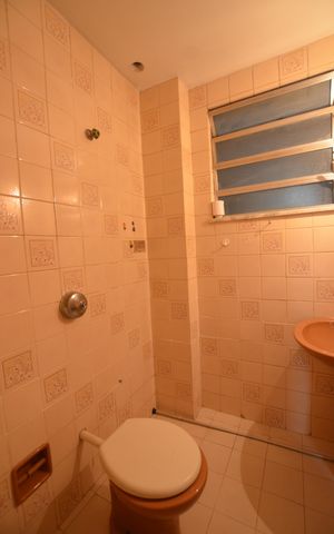 Apartamento à venda com 81m², 2 quartos e 1 vagaBanheiro Social