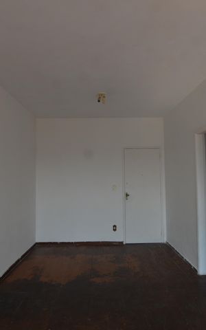 Apartamento à venda com 81m², 2 quartos e 1 vagaSala