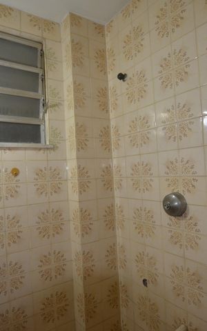 Apartamento à venda com 81m², 2 quartos e 1 vagaBanheiro da Suite
