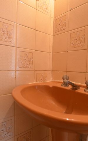 Apartamento à venda com 81m², 2 quartos e 1 vagaBanheiro Social