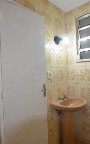 Apartamento à venda com 81m², 2 quartos e 1 vagaBanheiro da Suite