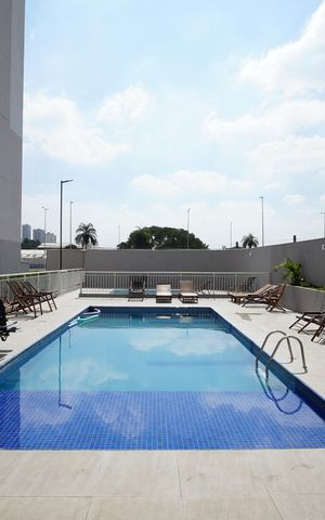 Apartamento à venda com 40m², 2 quartos e sem vagaÁrea comum - Piscina