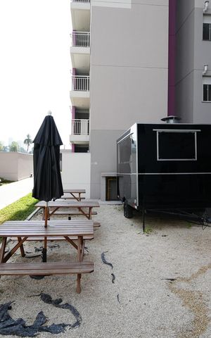 Apartamento à venda com 40m², 2 quartos e sem vagaÁrea comum