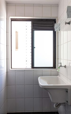 Apartamento à venda com 90m², 3 quartos e 2 vagas Apartamento à venda com 90m², 3 quartos e 2 vagasÁrea de Serviço
