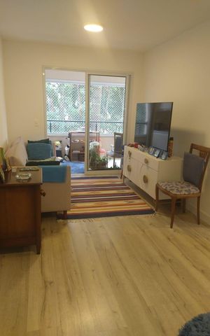 Apartamento à venda com 67m², 2 quartos e 1 vagaSala