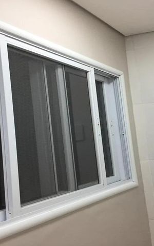 Casa à venda com 70m², 2 quartos e 2 vagas