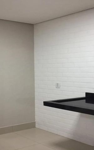 Casa à venda com 70m², 2 quartos e 2 vagas