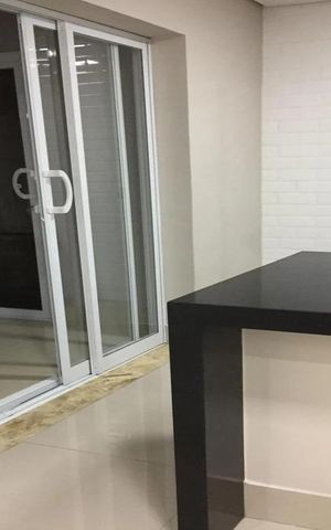 Casa à venda com 70m², 2 quartos e 2 vagas