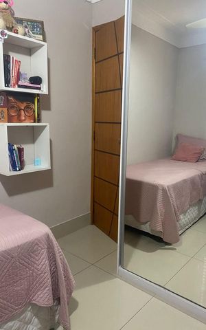 Casa à venda com 70m², 2 quartos e 2 vagas