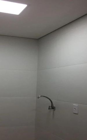 Casa à venda com 70m², 2 quartos e 2 vagas