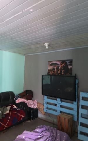 Casa à venda com 355m², 8 quartos e sem vagaSala