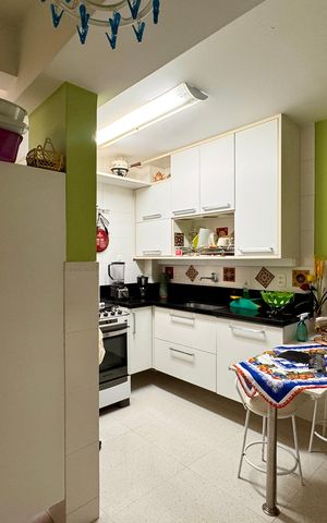 Apartamento à venda com 136m², 3 quartos e 1 vaga