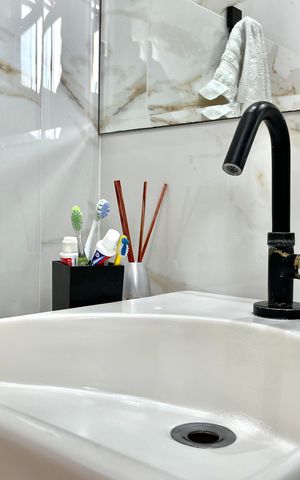 Apartamento à venda com 58m², 2 quartos e 1 vaga Apartamento à venda com 58m², 2 quartos e 1 vagaBanheiro