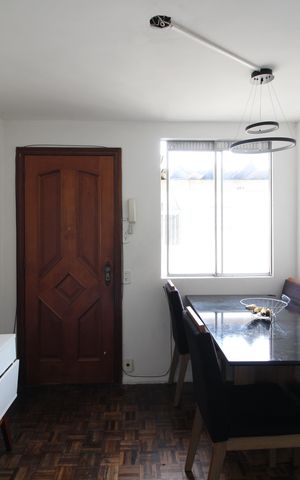 Apartamento à venda com 52m², 2 quartos e 1 vagaSala