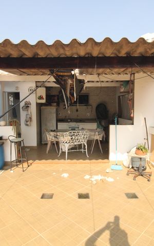 Casa à venda com 168m², 1 quarto e 1 vagaVaranda