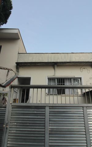 Casa à venda com 168m², 1 quarto e 1 vagaFachada