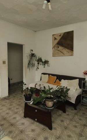 Casa à venda com 168m², 1 quarto e 1 vagaSala