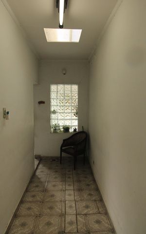 Casa à venda com 168m², 1 quarto e 1 vagaCorredor
