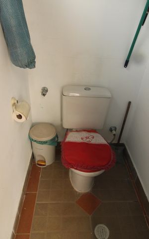 Casa à venda com 168m², 1 quarto e 1 vagaBanheiro