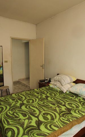Casa à venda com 168m², 1 quarto e 1 vagaQuarto