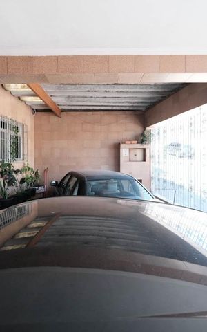Casa à venda com 200m², 3 quartos e 3 vagasGaragem