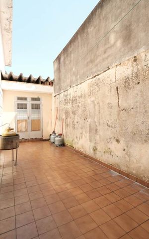 Casa à venda com 200m², 3 quartos e 3 vagasÁrea externa