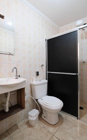 Casa à venda com 200m², 3 quartos e 3 vagasBanheiro 2