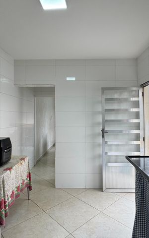 Casa à venda com 300m², 4 quartos e 3 vagas Casa à venda com 300m², 4 quartos e 3 vagasCozinha - Edícula