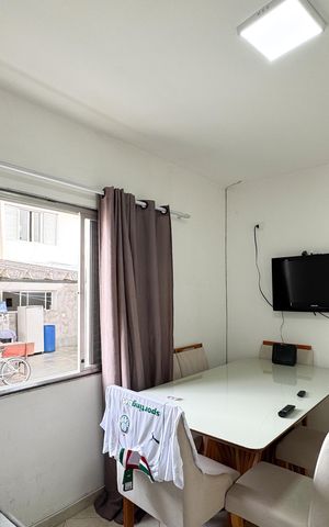 Casa à venda com 300m², 4 quartos e 3 vagas Casa à venda com 300m², 4 quartos e 3 vagasSala - Edícula