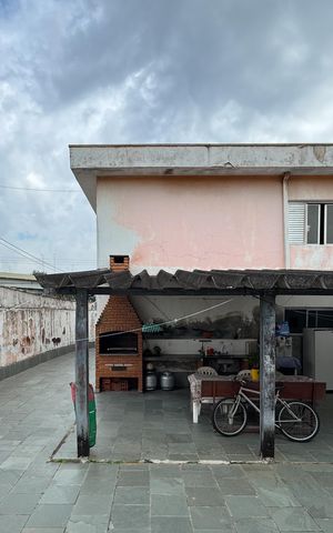 Casa à venda com 300m², 4 quartos e 3 vagas Casa à venda com 300m², 4 quartos e 3 vagasVista da Sala - Edícula