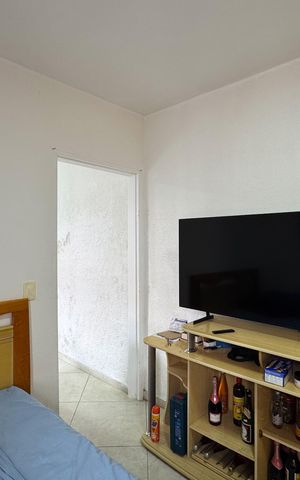 Casa à venda com 300m², 4 quartos e 3 vagas Casa à venda com 300m², 4 quartos e 3 vagasQuarto - Edícula