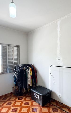 Casa à venda com 300m², 4 quartos e 3 vagas Casa à venda com 300m², 4 quartos e 3 vagasQuarto 2