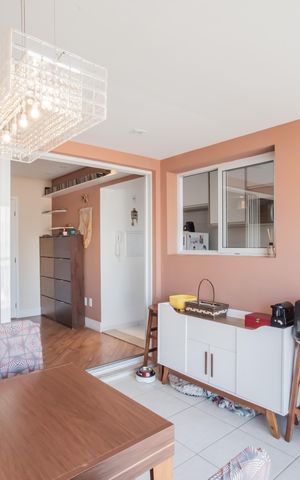 Apartamento à venda com 64m², 2 quartos e 1 vaga Apartamento à venda com 64m², 2 quartos e 1 vagaVaranda