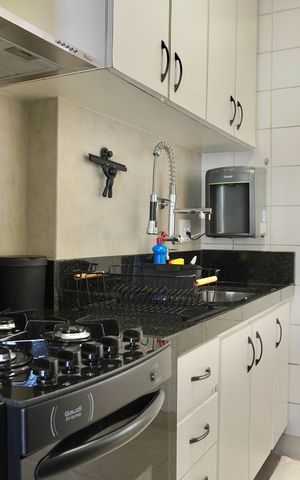 Apartamento à venda com 95m², 3 quartos e 2 vagasCozinha 