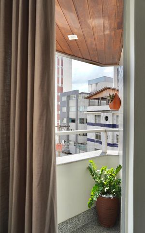Apartamento à venda com 95m², 3 quartos e 2 vagasVaranda da Sala
