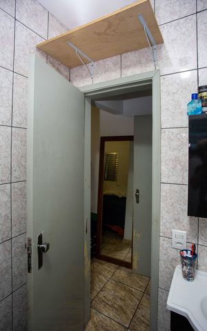 Casa à venda com 100m², 3 quartos e 2 vagasBanheiro 1 Casa 2