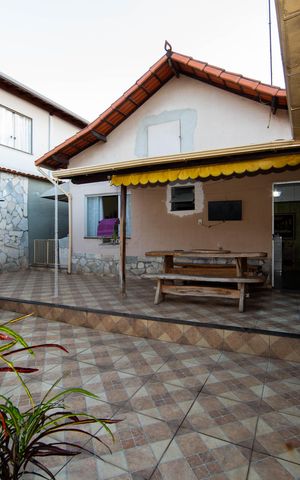 Casa à venda com 158m², 2 quartos e 2 vagas Casa à venda com 158m², 2 quartos e 2 vagasAREA EXTERNA