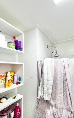 Apartamento à venda com 94m², 2 quartos e 3 vagas Apartamento à venda com 94m², 2 quartos e 3 vagasBanheiro da Suíte 1