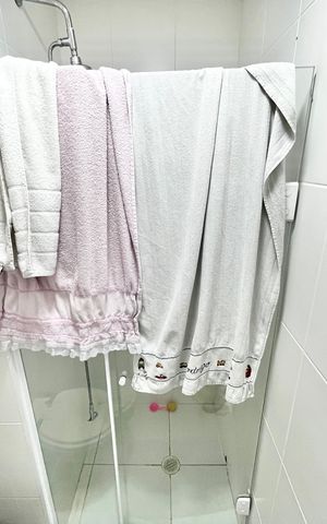 Apartamento à venda com 94m², 2 quartos e 3 vagas Apartamento à venda com 94m², 2 quartos e 3 vagasBanheiro da Suíte 1
