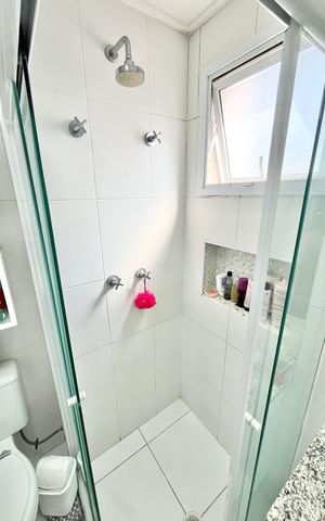 Apartamento à venda com 94m², 2 quartos e 3 vagas Apartamento à venda com 94m², 2 quartos e 3 vagasBanheiro da Suíte 2
