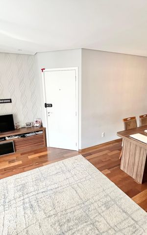 Apartamento à venda com 94m², 2 quartos e 3 vagas Apartamento à venda com 94m², 2 quartos e 3 vagasSala