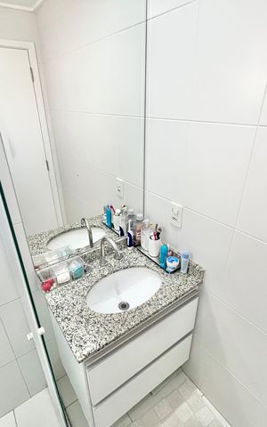 Apartamento à venda com 94m², 2 quartos e 3 vagas Apartamento à venda com 94m², 2 quartos e 3 vagasBanheiro da Suíte 2