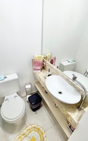 Apartamento à venda com 94m², 2 quartos e 3 vagas Apartamento à venda com 94m², 2 quartos e 3 vagasLavabo