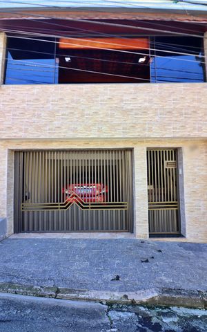 Casa para alugar com 125m², 3 quartos e 1 vagaFachada
