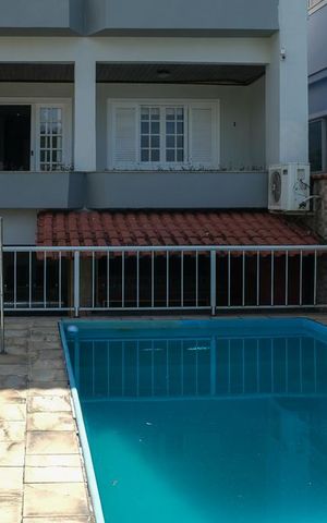 Casa para alugar com 600m², 4 quartos e 3 vagas