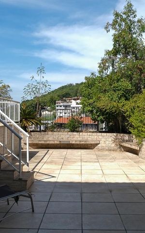 Casa para alugar com 600m², 4 quartos e 3 vagas
